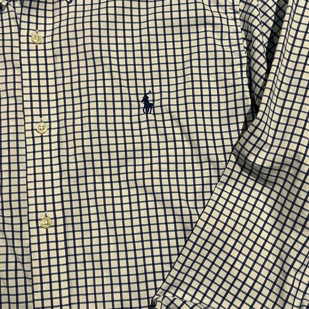 Polo Ralph Lauren Performance Button Down Large